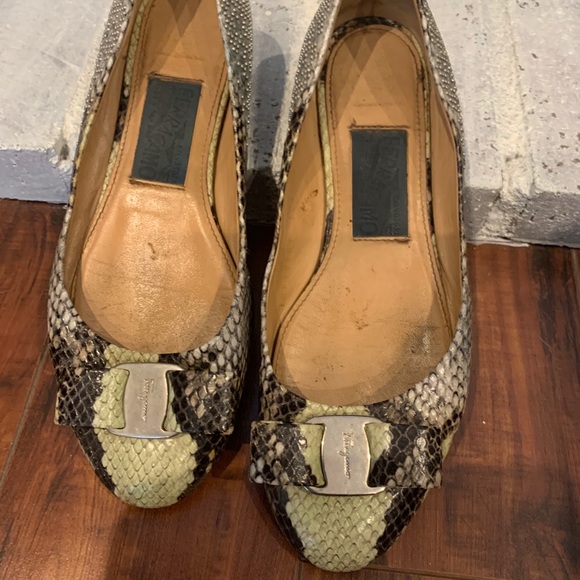 Flats - Picture 2 of 5